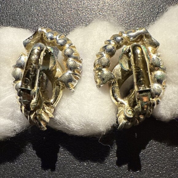 Unbranded Red Rhinestone Earrings Silver Textured Metal Vintage Clip On - Picture 5 of 14